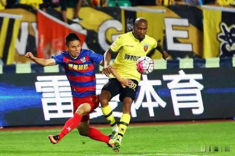 2014赛季，黑龙江足球迎来历史上唯一一次中超之旅，哈尔滨毅腾作为升班马踏上顶级