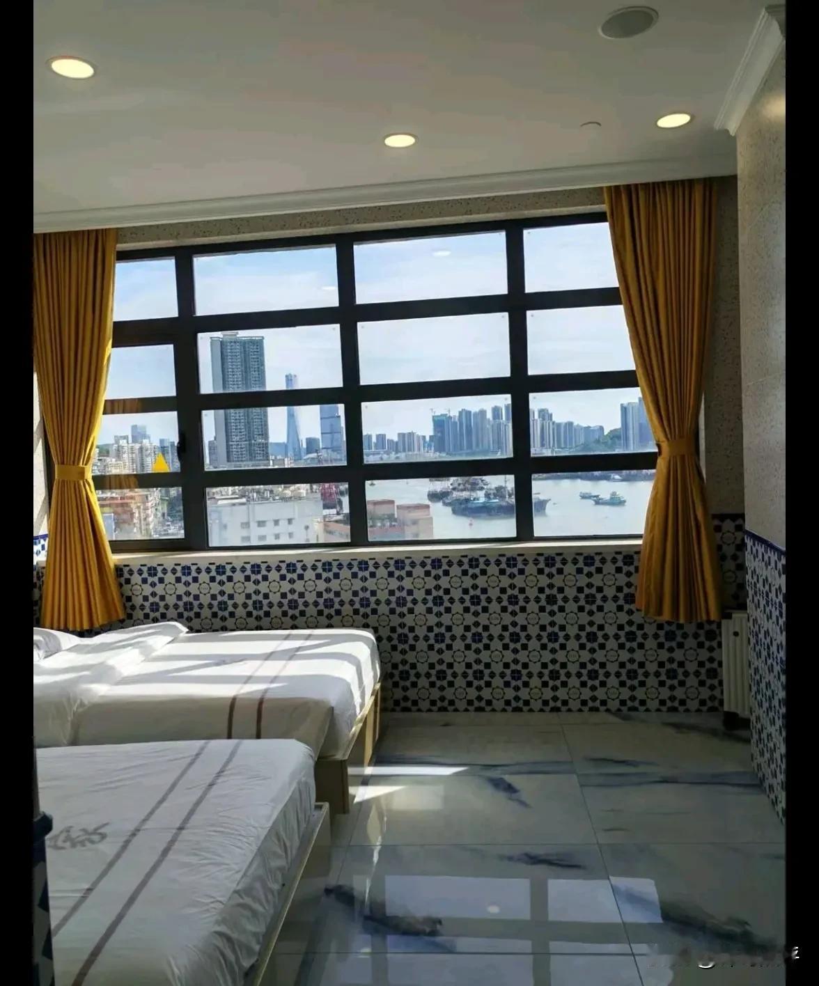 锋哥全球酒店推荐：澳门的酒店非常亲民！我以前去澳门都是住七百到八百之间的三星级酒