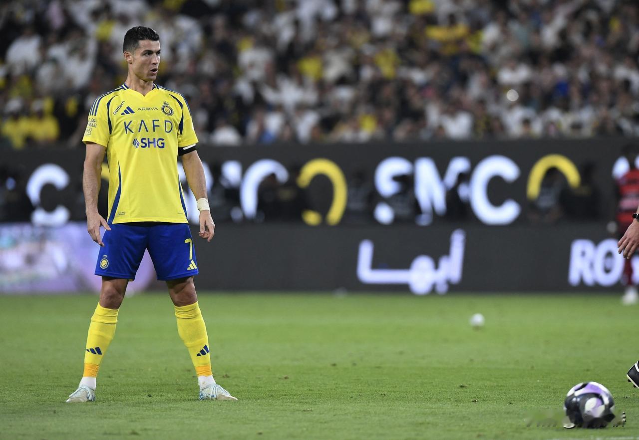 C罗为菲利克斯送助攻！

今晨，亚冠二级联赛第6轮，利雅得胜利主场5:1大胜扎瓦