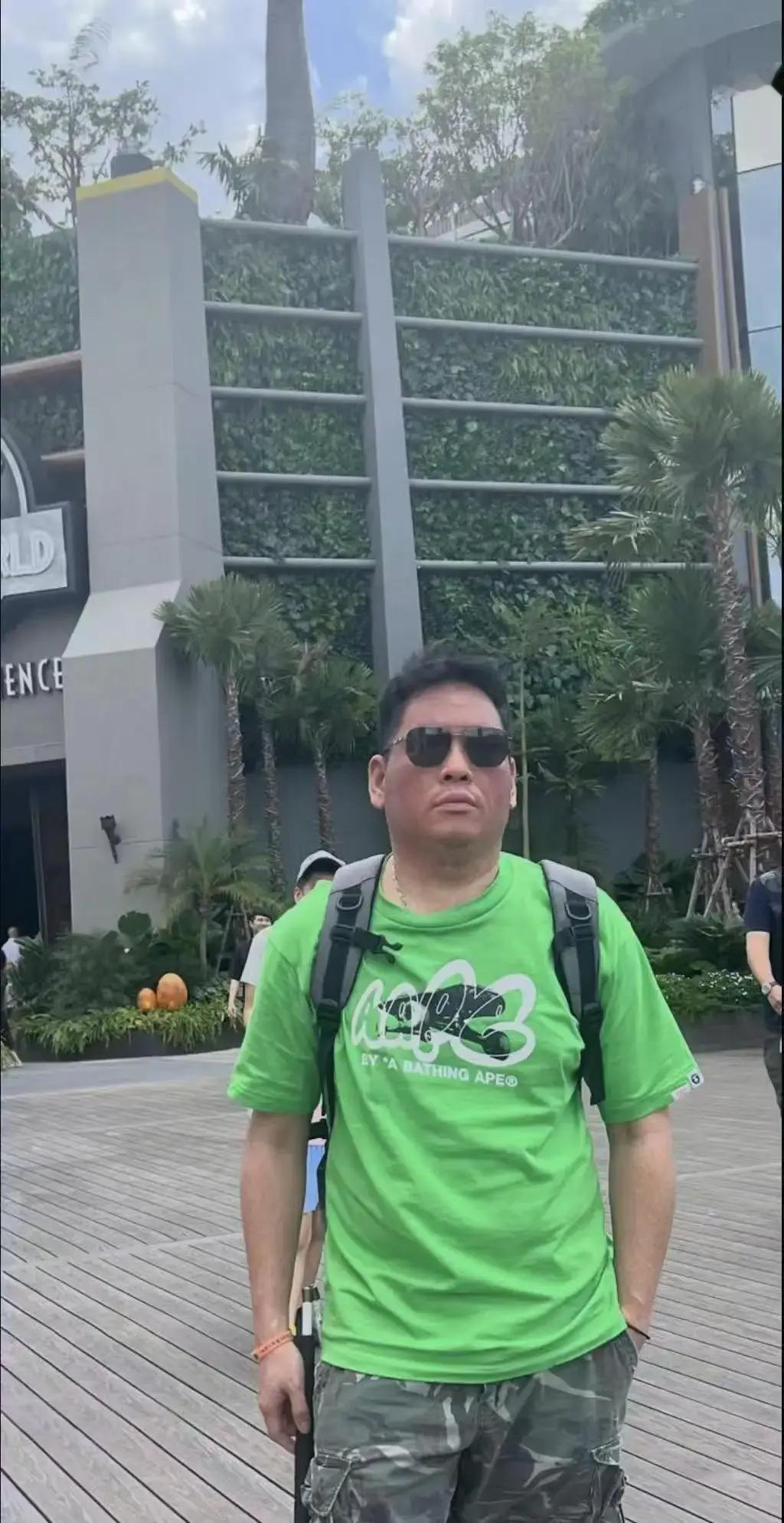 35岁港男在社媒贴出择偶清单，本科以下免谈，22到28岁以外免谈，长得不乖也免谈