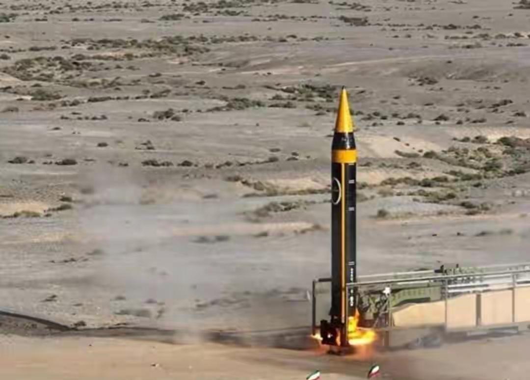 第28波打击！伊2吨弹头砸下，美军迎来不眠之夜，特朗普转变态度