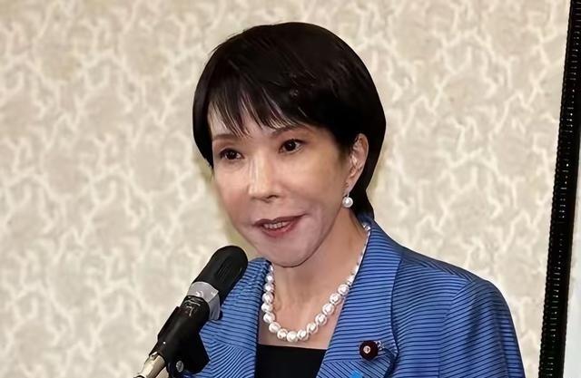 俄罗斯给高市早苗指了一条明路，普京对中日态度有变？此事不简单！
这场困境的根子，