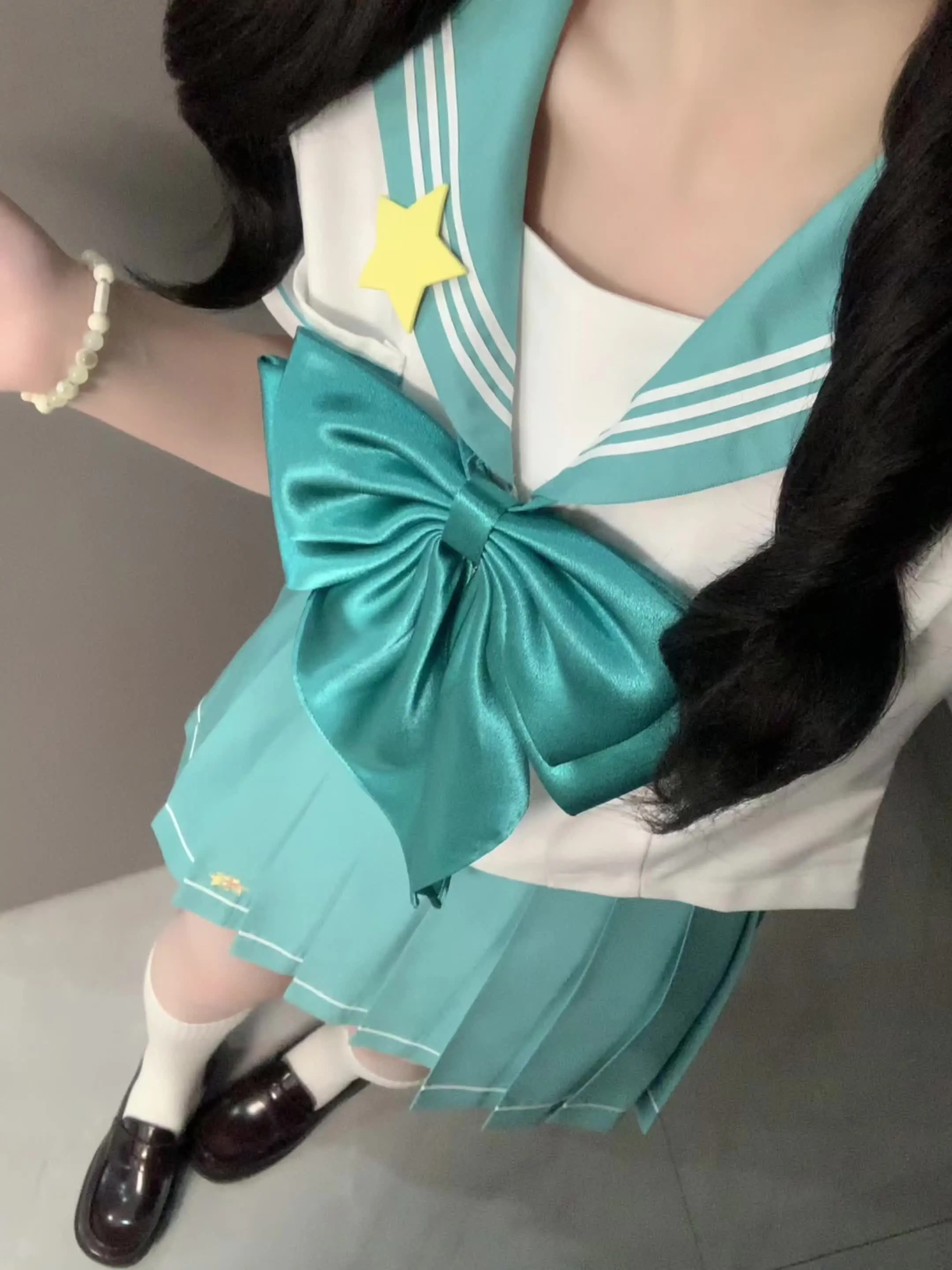 老婆们更喜欢哪一套呀！！