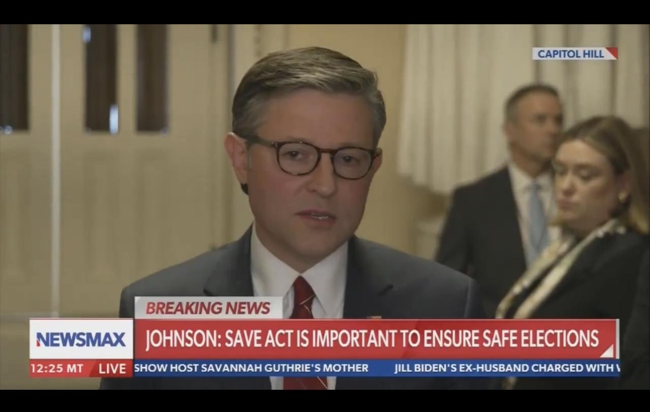 美国众议长迈克·约翰逊：

“上届选举中，我们有三位共和党候选人在选举日当天都领