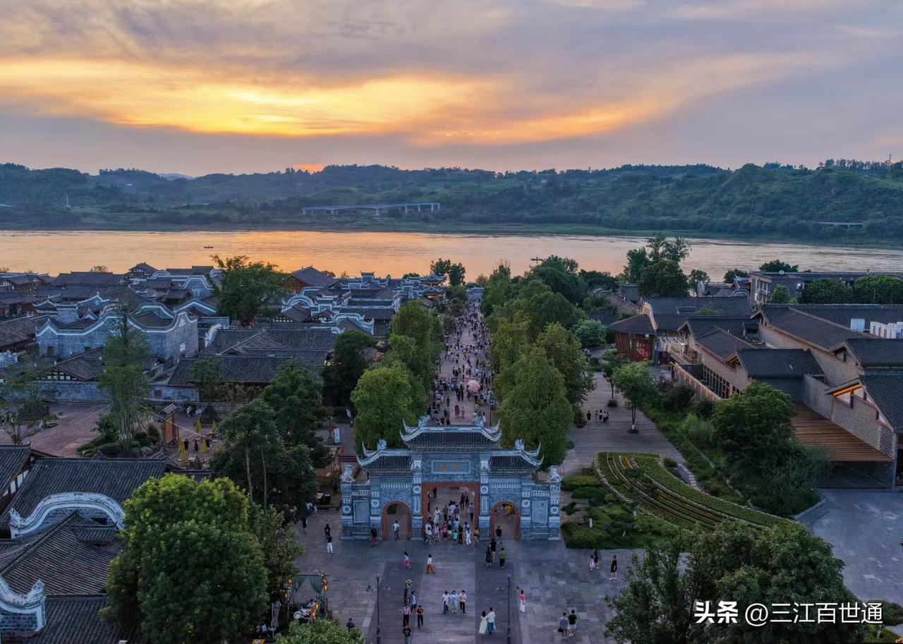 端午宜宾李庄，比以往节日更适合游玩，游客恰到好处，节目也多
