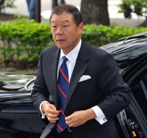 郑丽文访陆团现“特殊人物”，引发关注。
 
台媒报道，国民党主席郑丽文此次访问大