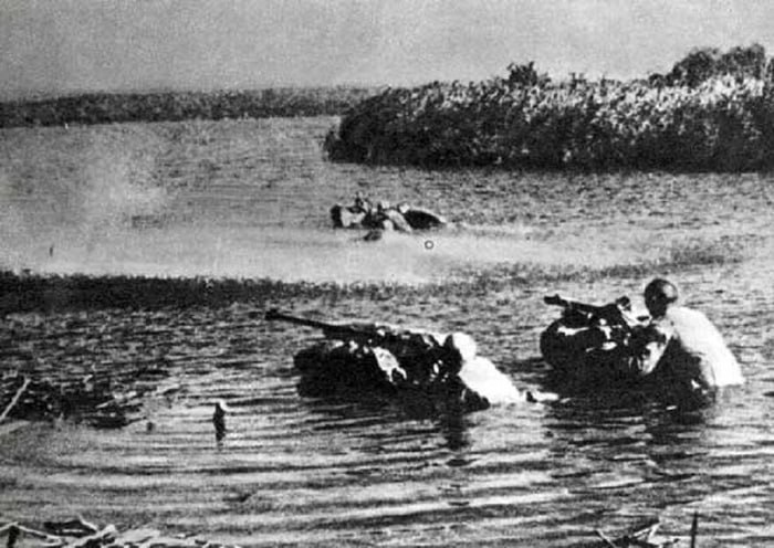 历史上的今天 1943年8月26日，苏联红军开始对第聂伯河的战斗这是一系列苏联军