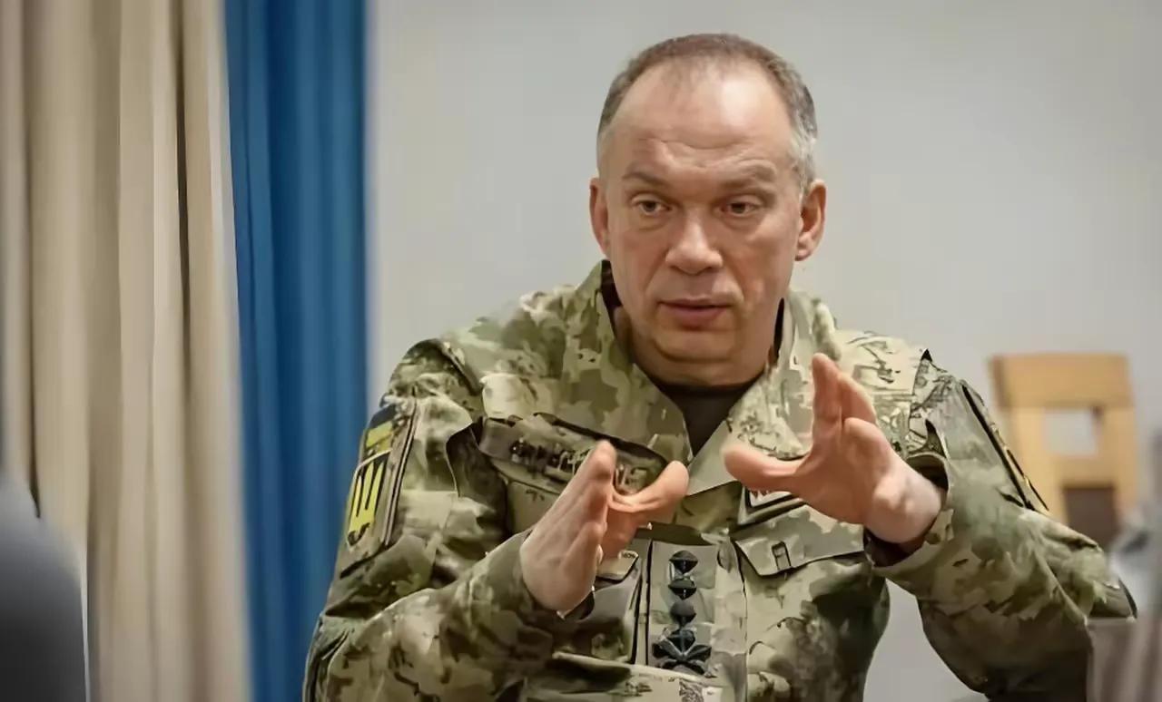 重大新闻，乌军总司令希尔斯基被正式解职，成了此轮乌克兰内讧最大的失败者。

7月