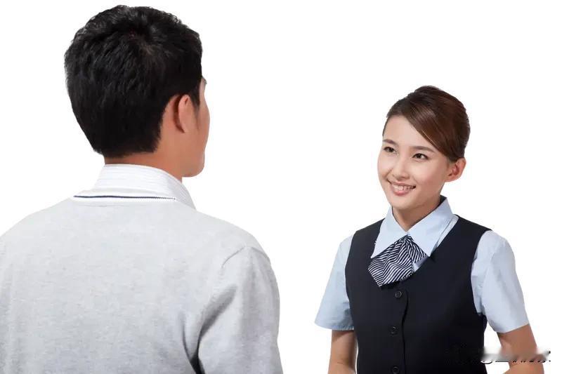 跟人聊天，客套回答就像一层保护壳，看似礼貌，实则可能把人拒之千里。就说那经典的“