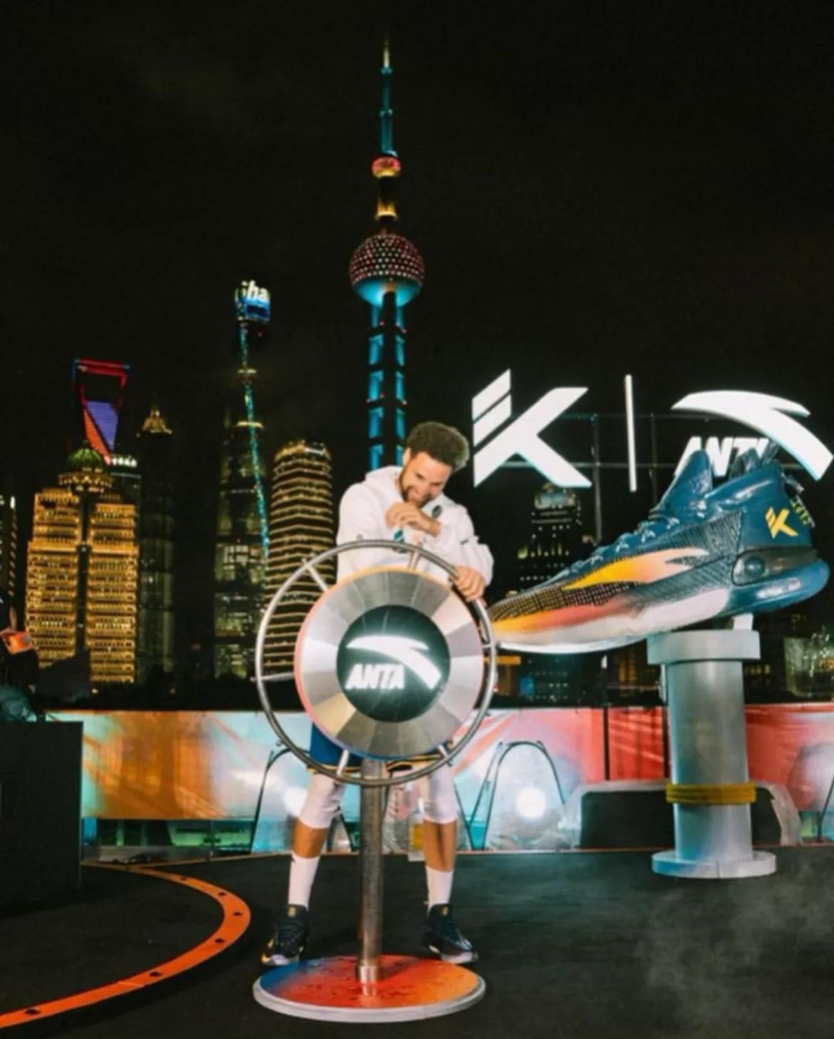克莱在上海，为KT9正式上市做公关呢。
