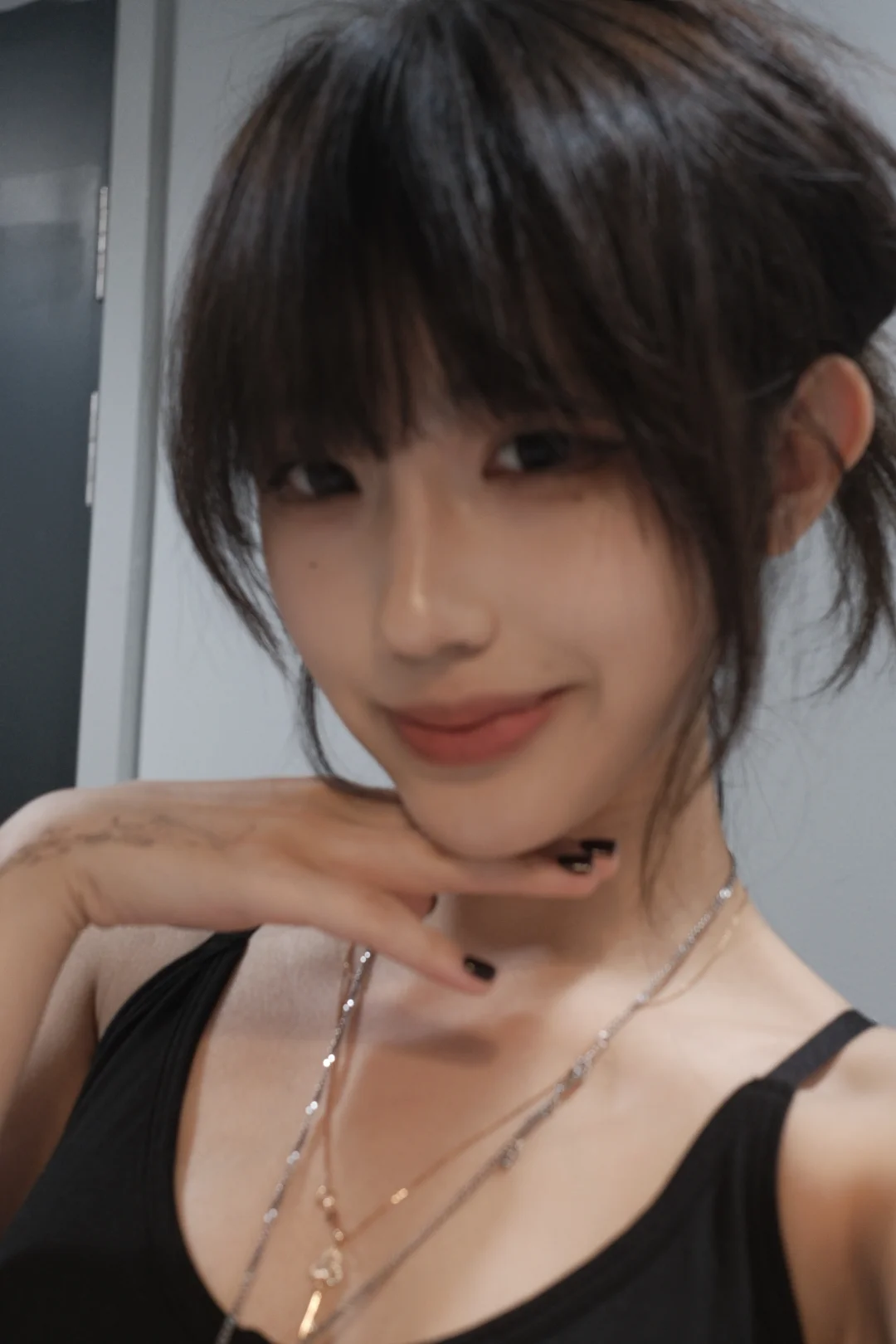 留不留刘海啊..秃秃的..