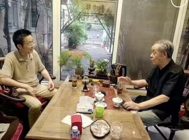 反转？南博前副院长徐湖平曾为护文物硬刚故宫！如今落马功过该如何评说？
 
一段尘