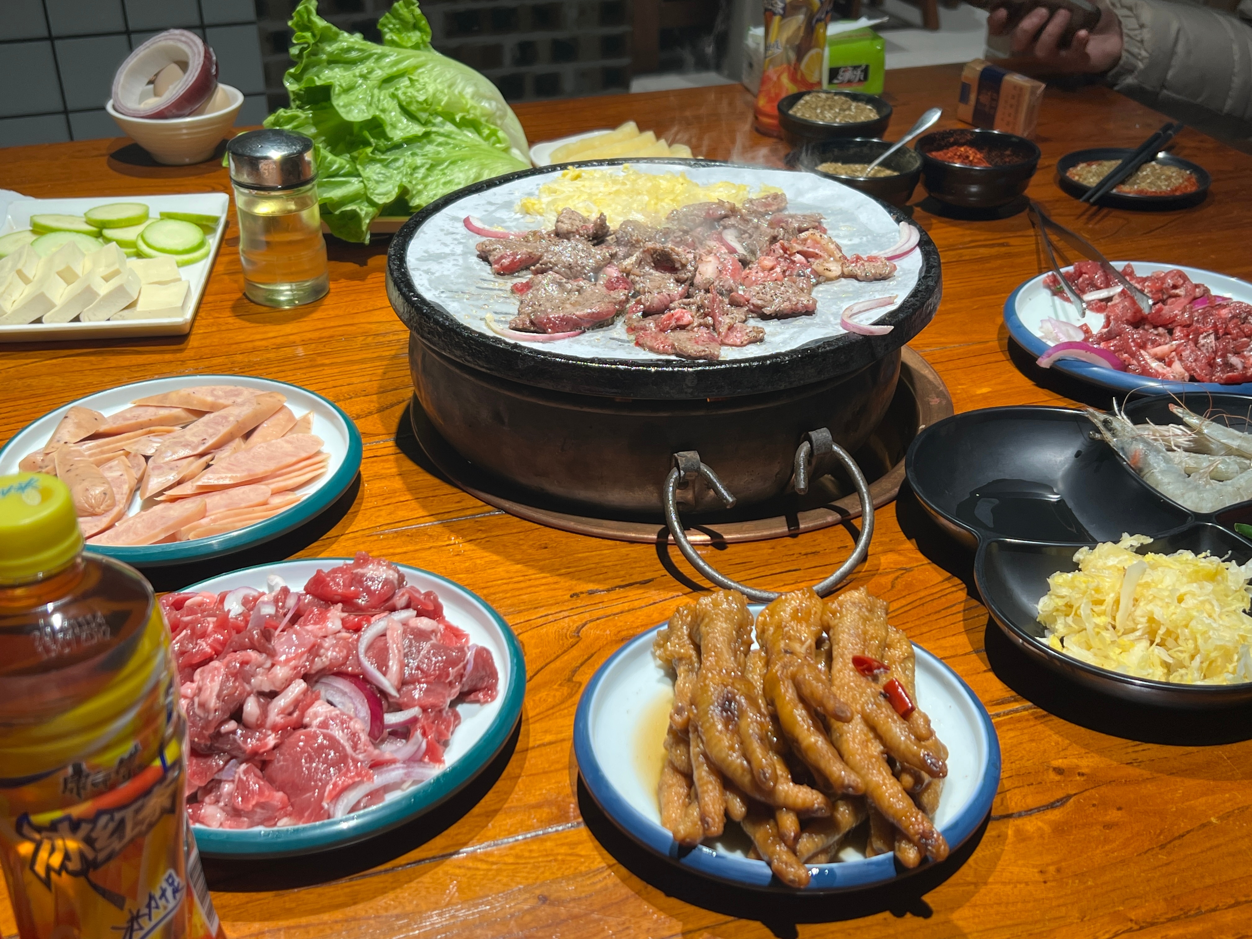 吃肉肉 ​​​