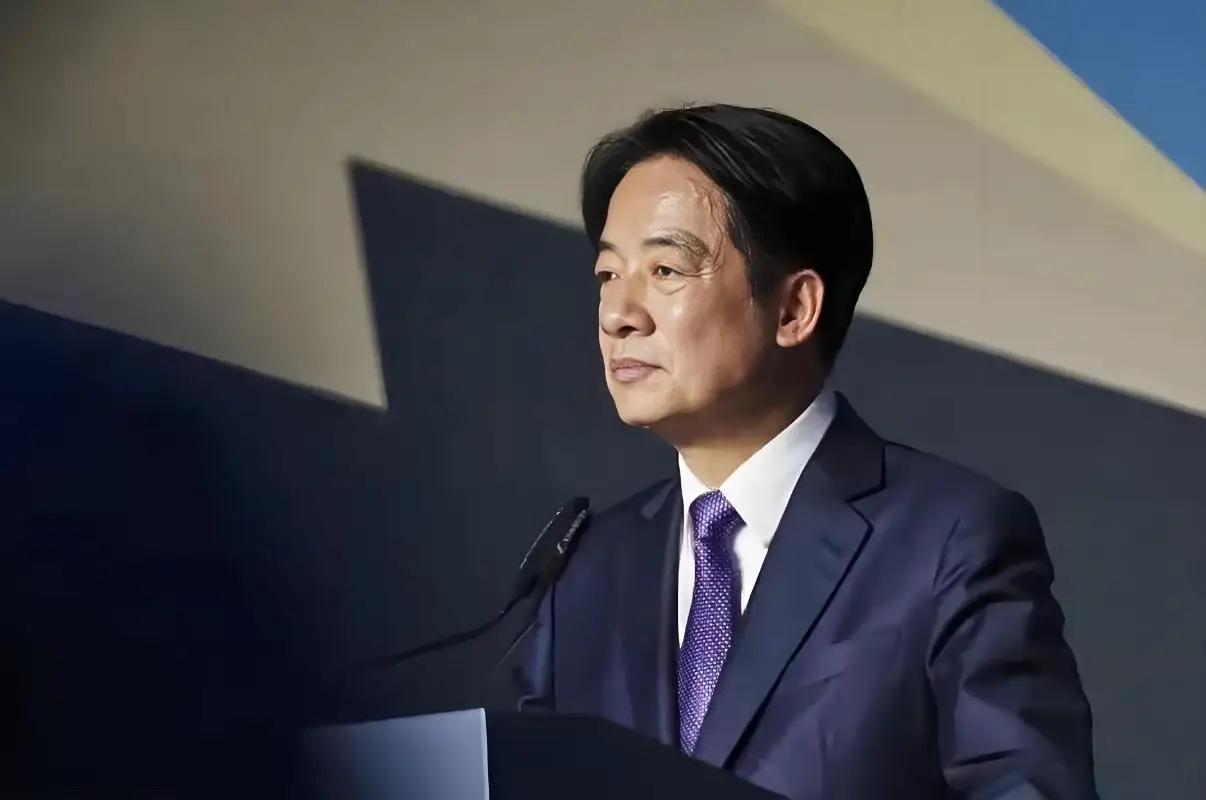 赖清德看了郑丽文对大陆中央贺电的回电，估计又会大做文章了。

2025年10月1