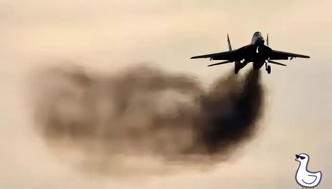 3月2号夜里，两架伊朗的苏-24飞进卡塔尔空域，没到乌代德基地就被爱国者导弹打下