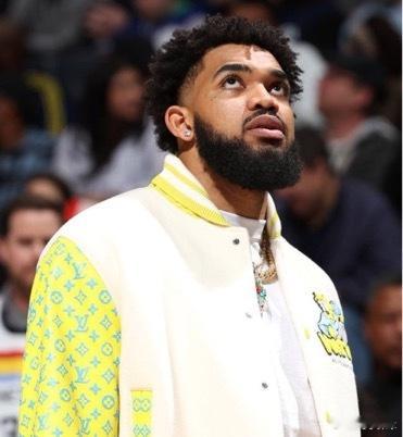卡尔-安东尼·唐斯目前在NBA历史单次季后赛中的正负值排名第二🏆 2017 斯