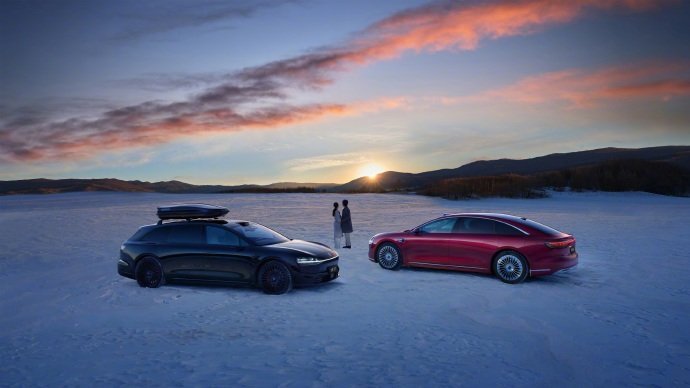 享界量价齐飞突破豪华轿车核心区12月销量8815台，享界S9T稳居35万+中大型