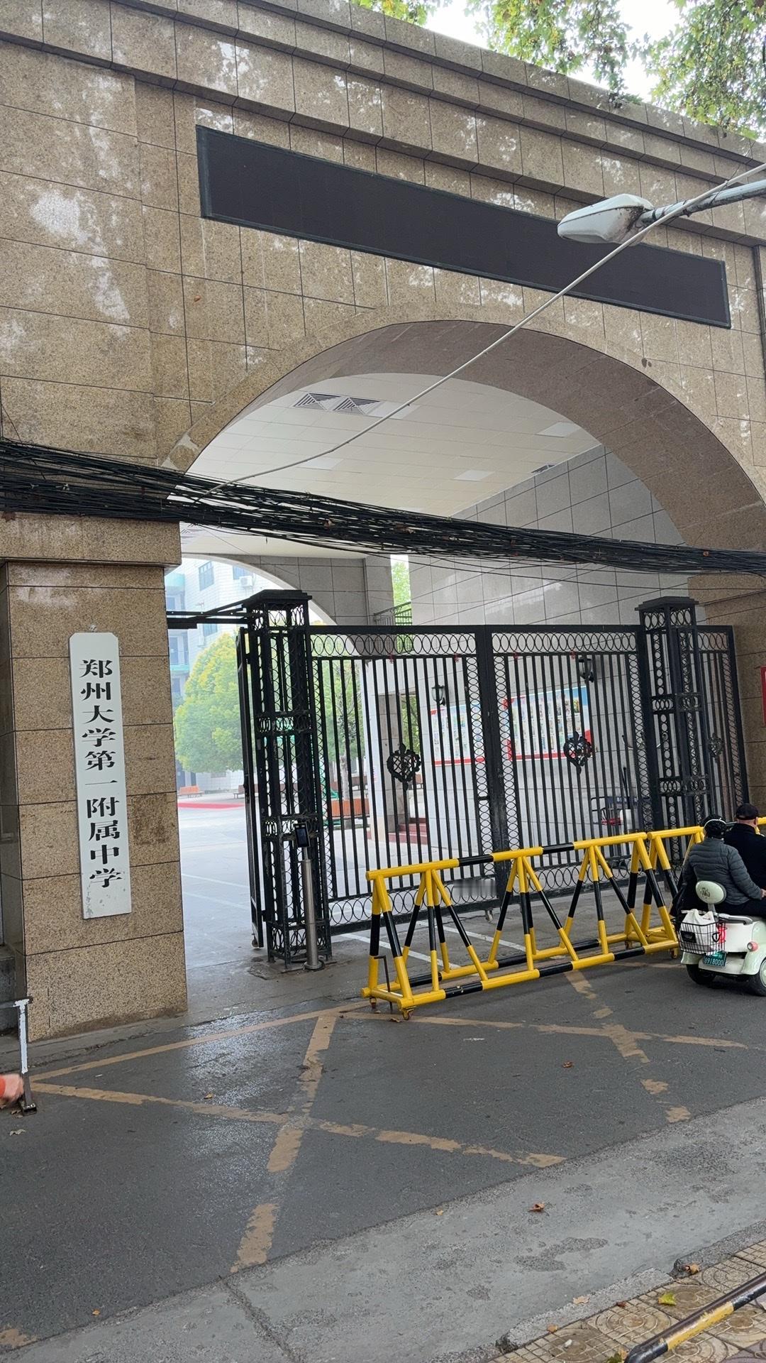 所有心智解释的运作方式都是一样的。例如，你看到的一切其实并不是一个世界，也不是真