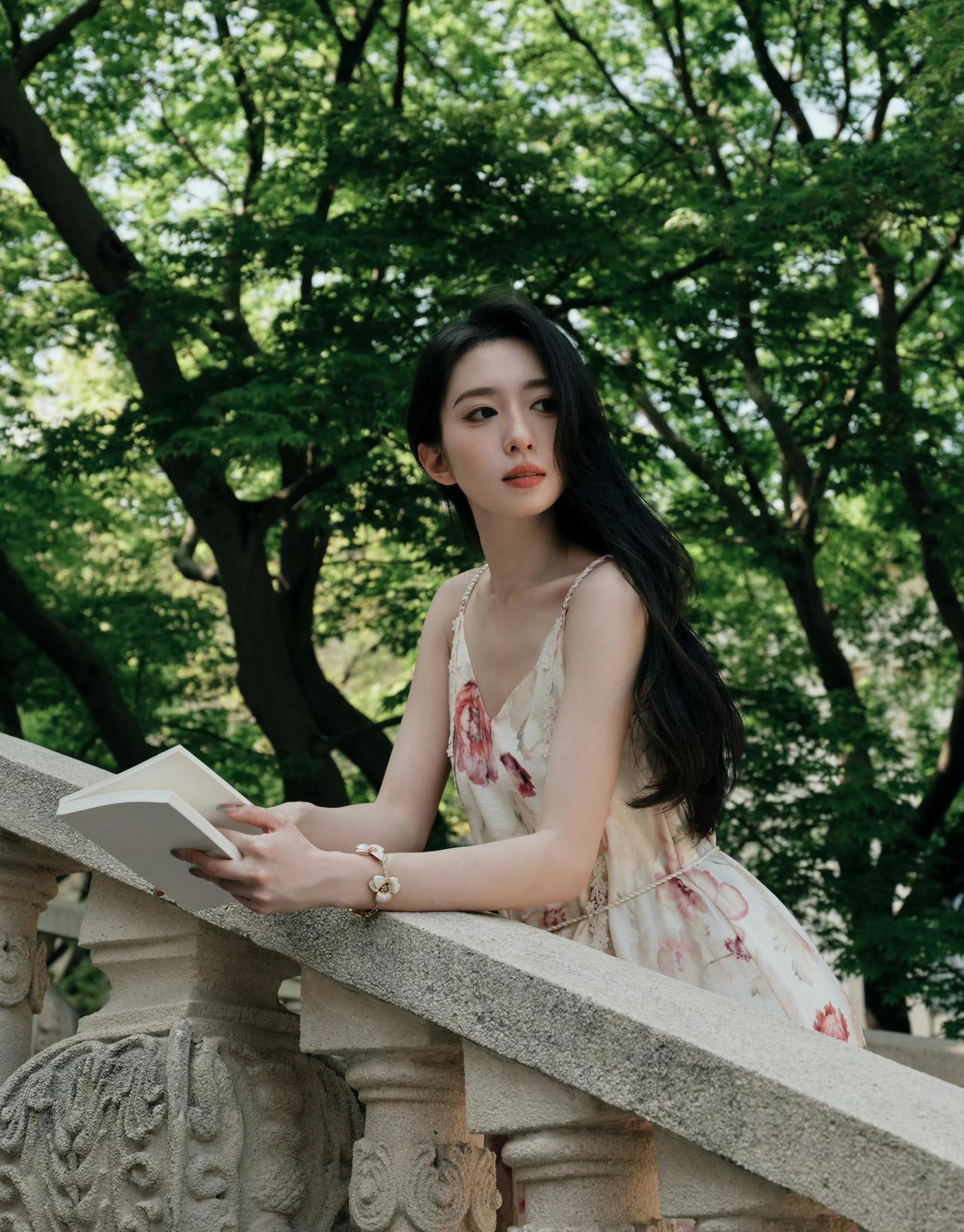 保持乐观保持向上，生活再普通也能开出温柔的小花。乐观生活 女生日常 日常随拍 自