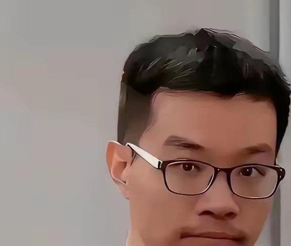 你有没有发现一个怪事？徐泽伟引渡风波闹得满城风雨，全网都在扒跨国法律、大国博弈、