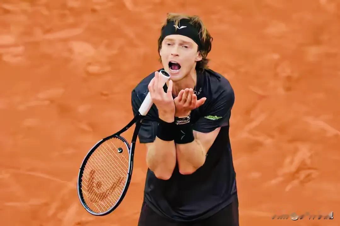 卢布列夫成为法网男单出局的最大种子！男单第三轮，6号种子🇷🇺卢布列夫以6-7