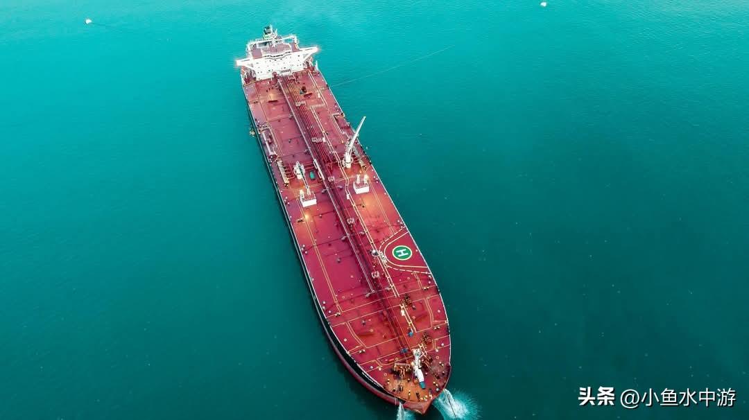 美伊开战、霍尔木兹海峡瘫痪，对越南有何影响？
 
2月28日，美国与以色列联合空