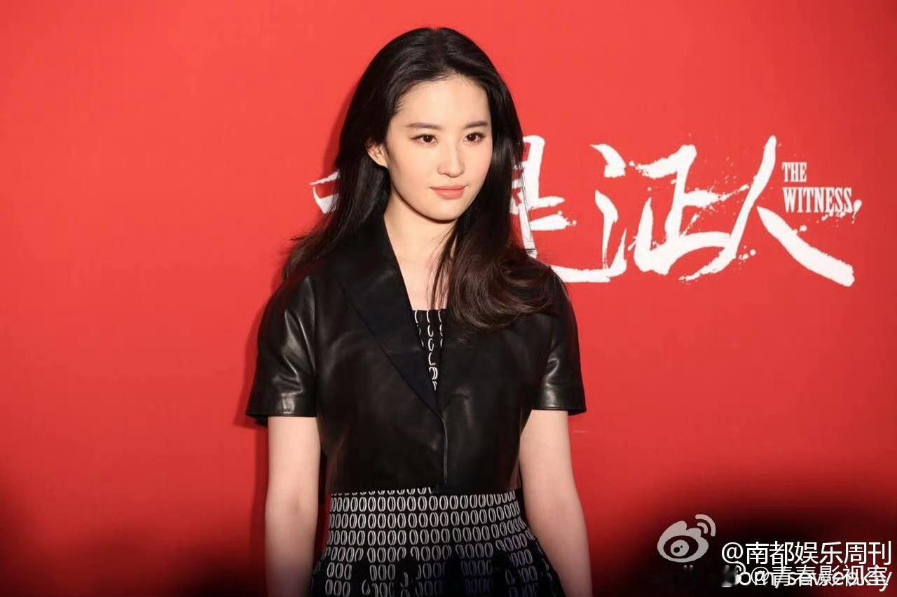十年前刘亦菲帮杨幂新电影站台，这美貌是不是还不如不来啊[舔屏] ​​​