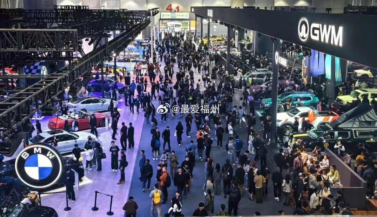 汽车行业的利润率再创新低整体来看，车企利润率持续走低，是成本端刚性压力、市场过度
