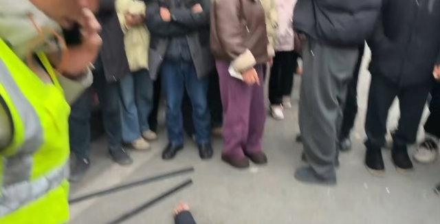 45岁家长参加学校护学岗时突然倒地，送医后身亡！多方回应  ​​​