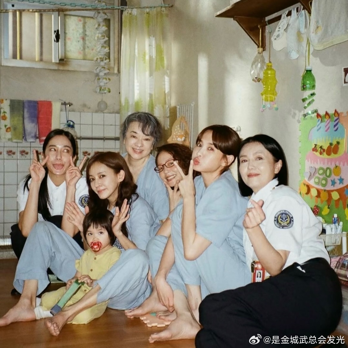 阳光女子合唱团标中国台湾地区高墙里的不完美妈妈，用歌声给女儿留下回忆，彼此治愈，