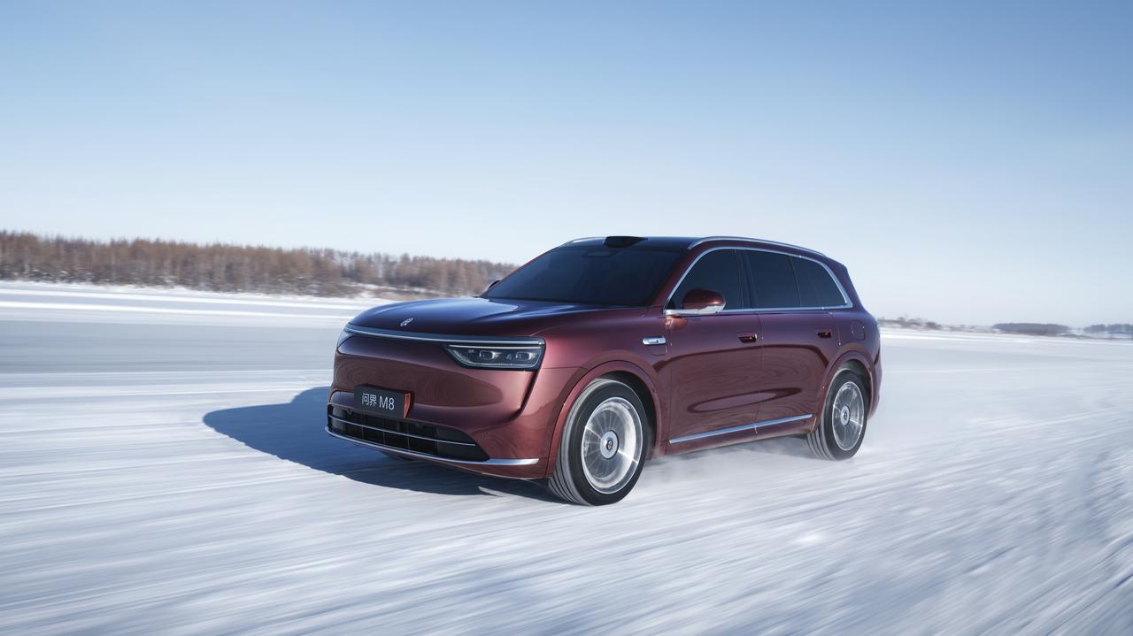 车辆的智能化水平，最终要服务于人的实际需求。问界M8深度融合的感知与决策系统，不