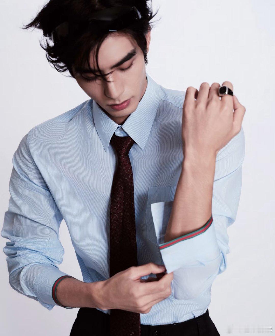 宋威龙少男时期的辣条音啊啊啊哥辣么会说！少年时期的宋威龙真的是E疯了！宋威龙