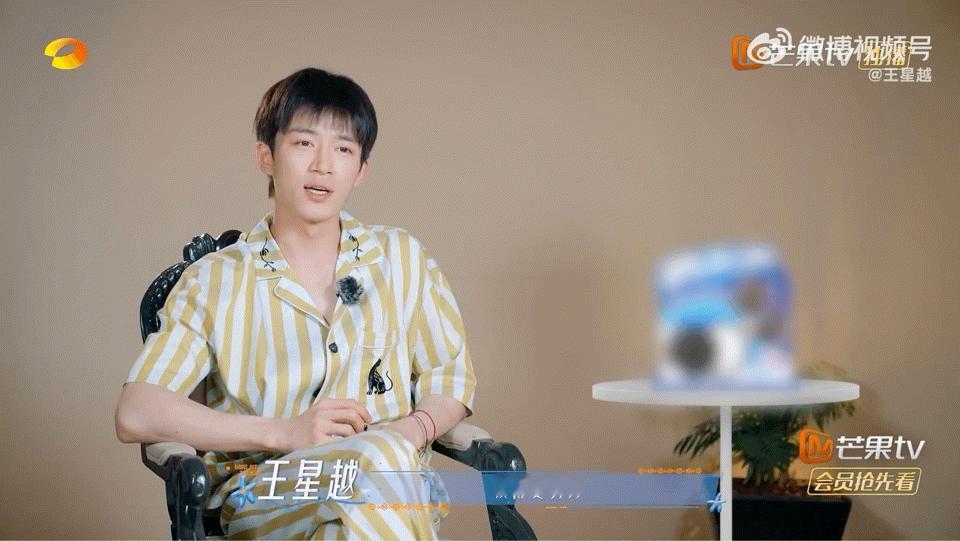 王星越跳水前vs跳水后王星越跳水花少8全员哇声一片王星越勇敢挑战7米跳台！跳水前