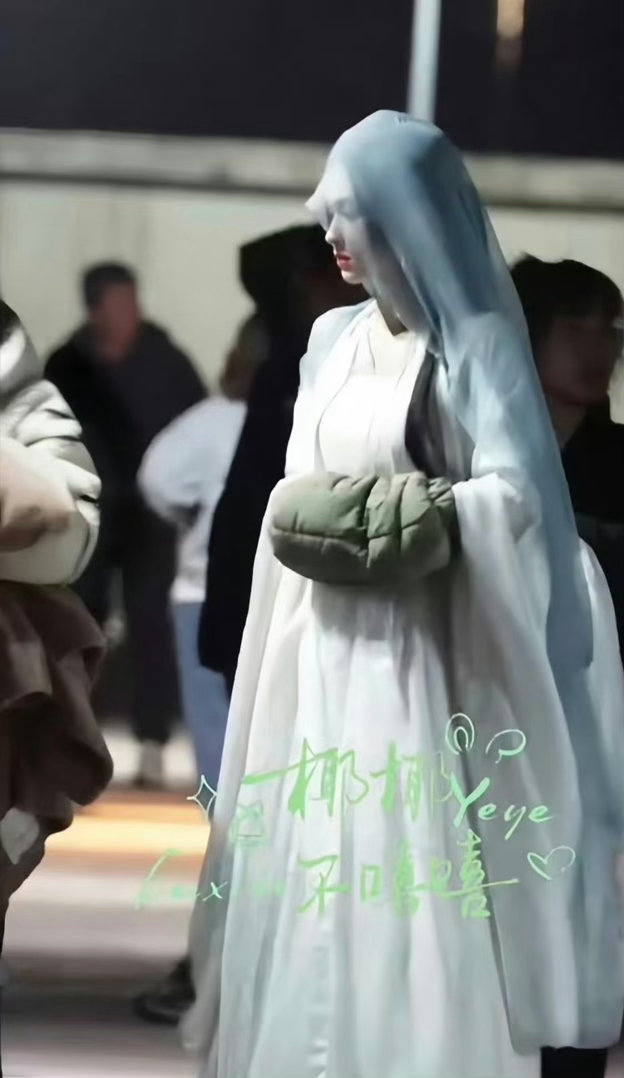 第一个观音塑陈都灵的是天才 真心跪了！第一个发现陈都灵观音相的人绝对是天才！白衣