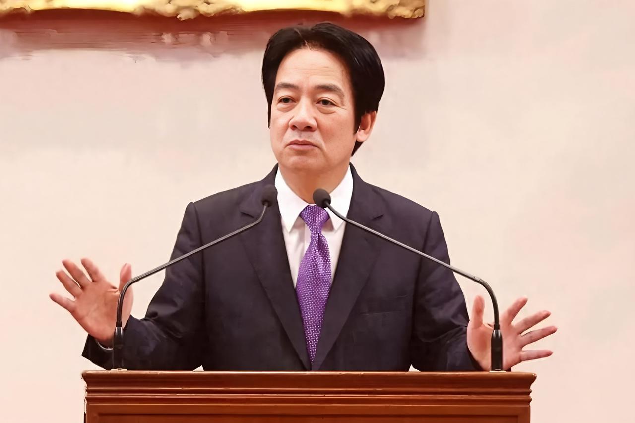 赖清德又狂妄叫嚣，发表数典忘祖，分裂国家的反动言论！怎样才能狠狠打击，有效收拾赖