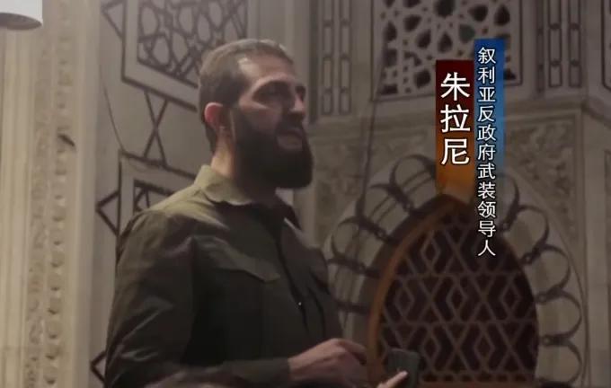 现叙利亚当家人朱拉尼喊话以色列:
以色列人在叙利亚显然已经越过红线，这会给该地区
