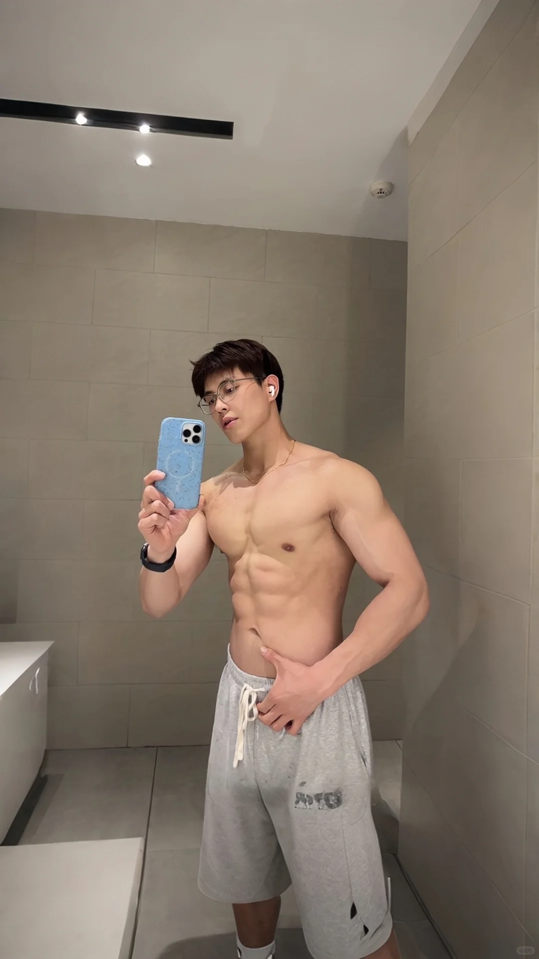 180/80kg 薄肌