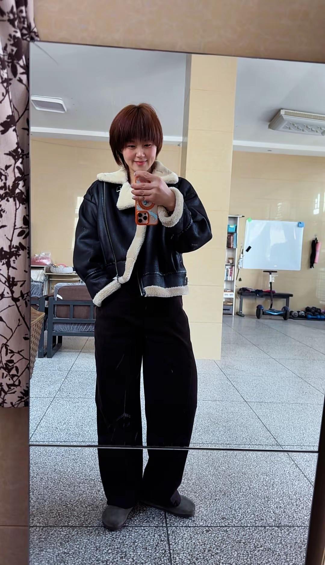 🐈安稳于日常，浅喜于时光，流年不伤，生活无恙！(´･ω･ʃƪ)🧨