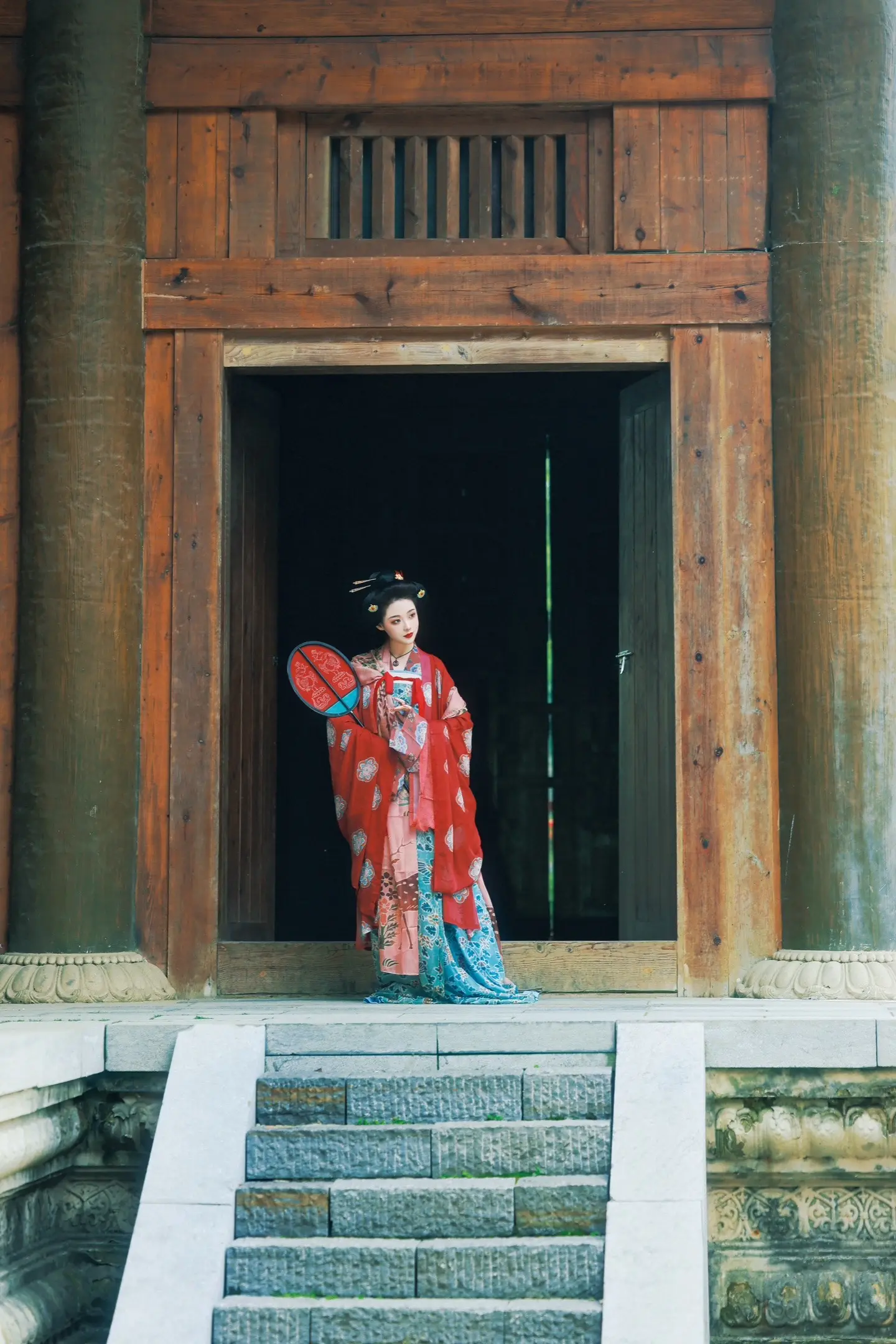那是盛世大唐，跨越千年的回眸。摄/后：我 出镜：  💄/同行