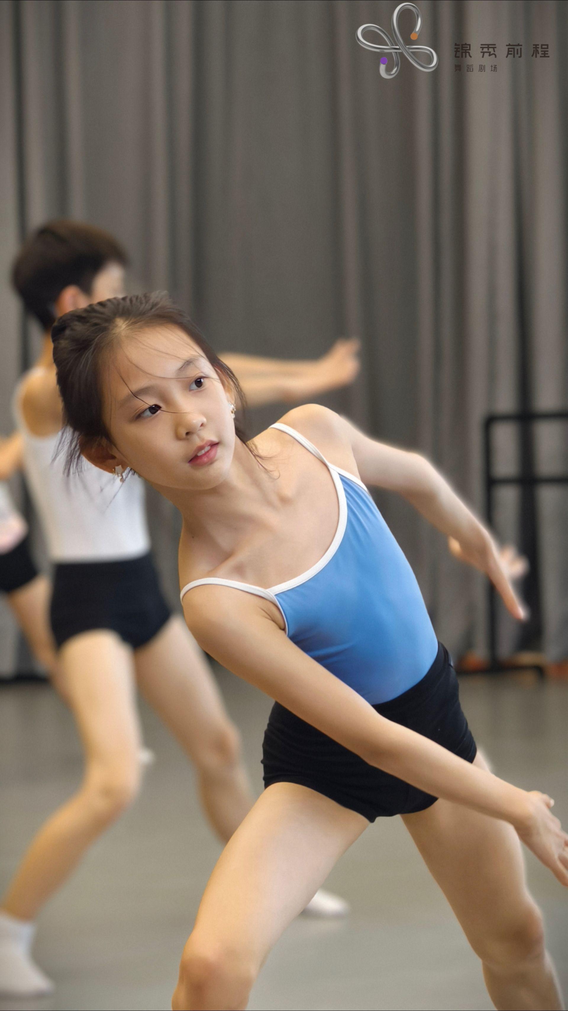 我的女孩你投入热爱的时候真美!