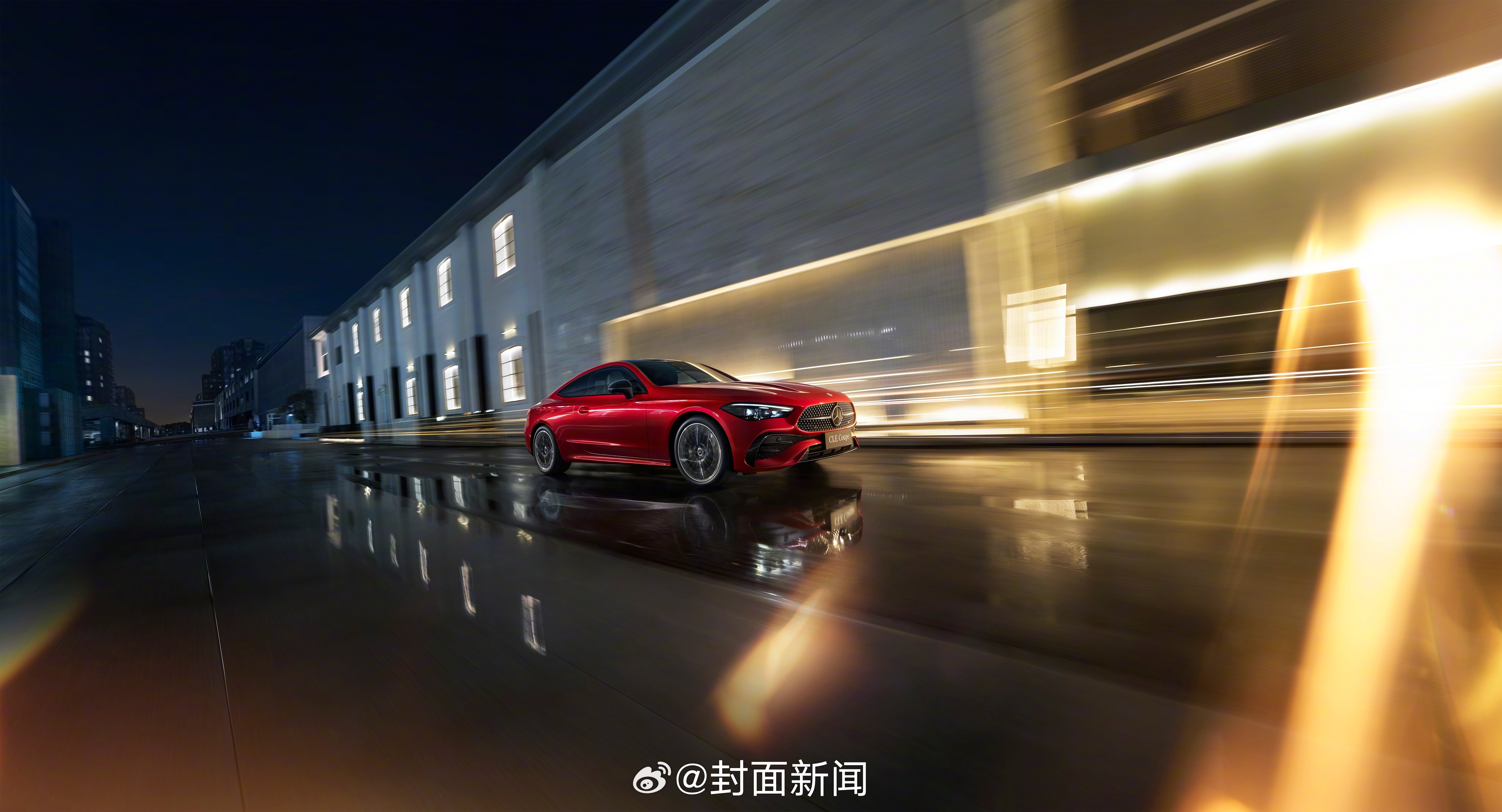 【对美的心动大于一切，#当美梦有了轮廓#】《蒂芙尼的早餐》里，当女主霍莉站在蒂芙