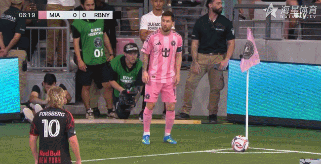 梅西边路假传真扣杀入禁区横传，贝尔特拉梅打门偏出！！！这个机会浪费掉太可惜了！！