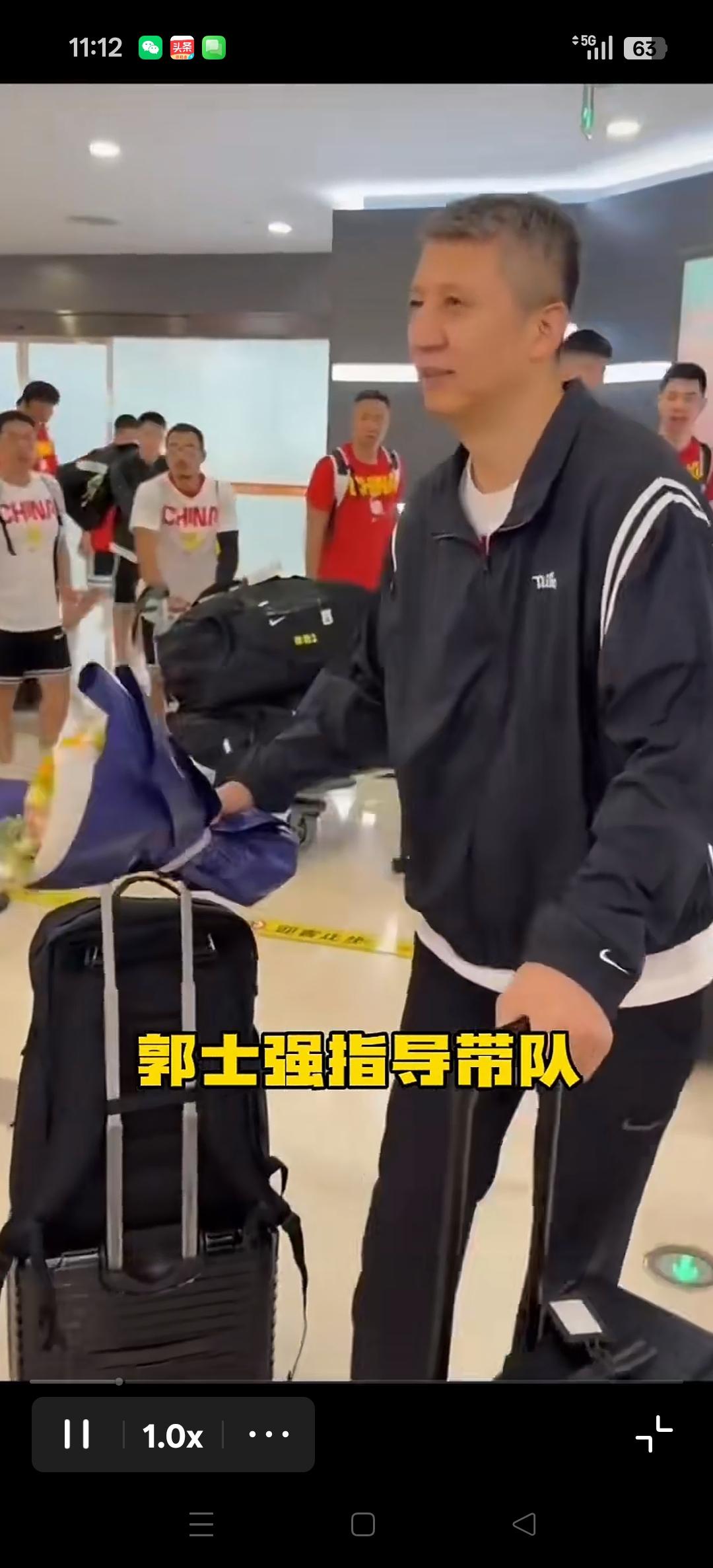 7月24号中国男篮团结杯比赛！晚上7:30，球迷们千万不要错过。
为中国男篮的小