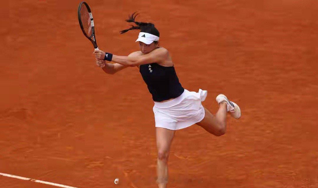 WTA9日凌晨 32强出炉 郑钦文成全村的希望：PK前法网冠军 交手3胜0负北京
