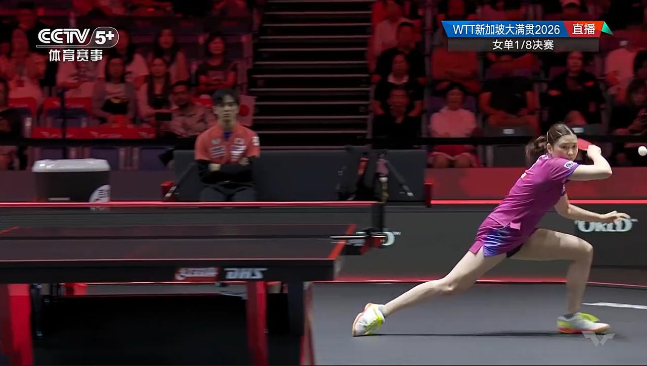 桥本帆乃香这个飞身救险的失败，是她今天比赛处于被动的一个缩影！前两局陈熠仅让桥本