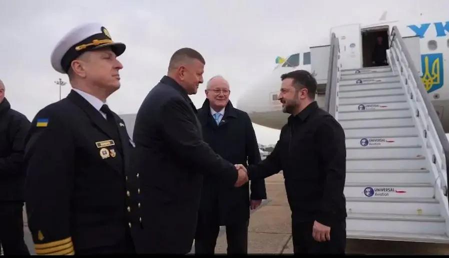 泽连斯基开启欧洲之旅，英国《每日电讯报》讽刺称泽连斯基此行的目的是向他的盟友传达