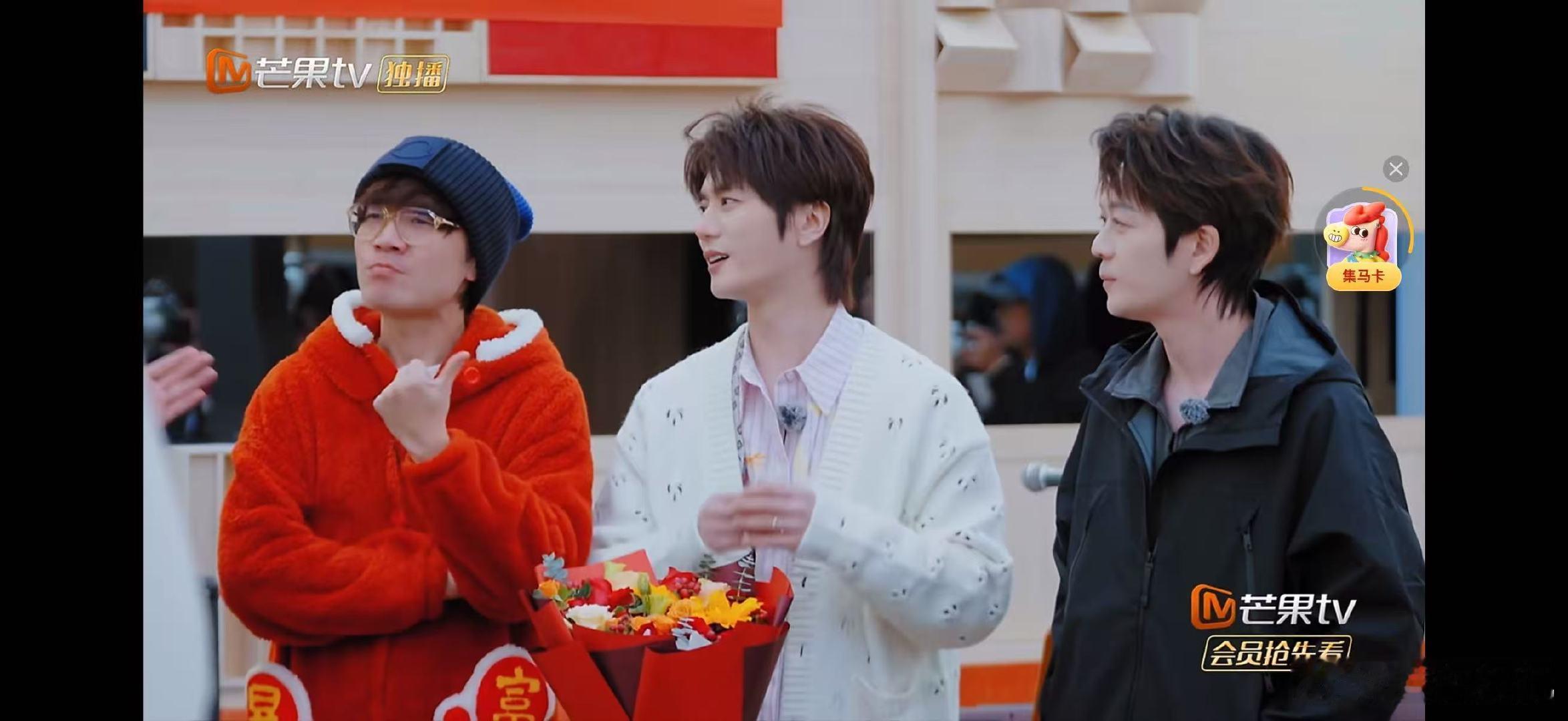 王栎鑫有种老演员的从容快乐老友记王栎鑫演戏的小状态太到位，叹口气的瞬间就入戏，从