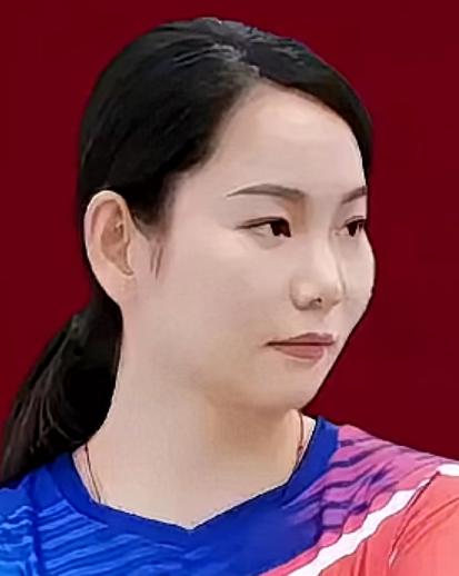 何卓佳
奇特择偶观：
不是颜值控
是声控
何卓佳前不久接受采访，
被问到心里理想