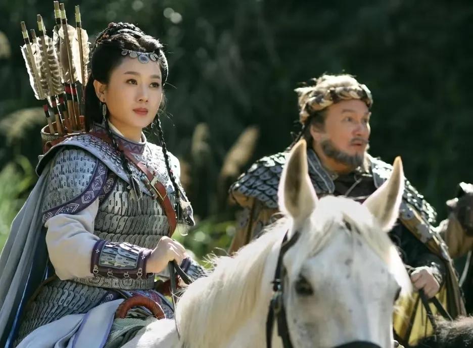 蒙古同胞说花木兰是游牧民族是蒙古人，因为木兰辞里有出现，“可汗”。
那么，我觉得