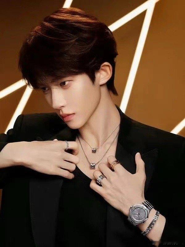 同一个系列图，萧邦谁的表现力更好？ ​​​